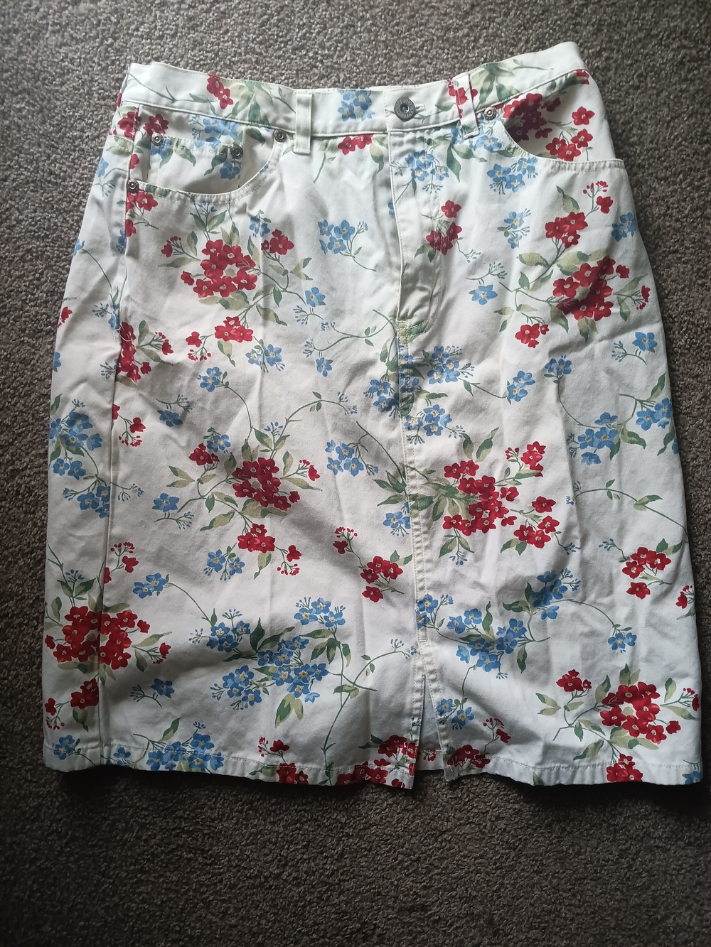 Eddie Bauer Size 8
